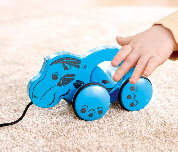 Hape x The Met William® Wooden Pull-Along Toy