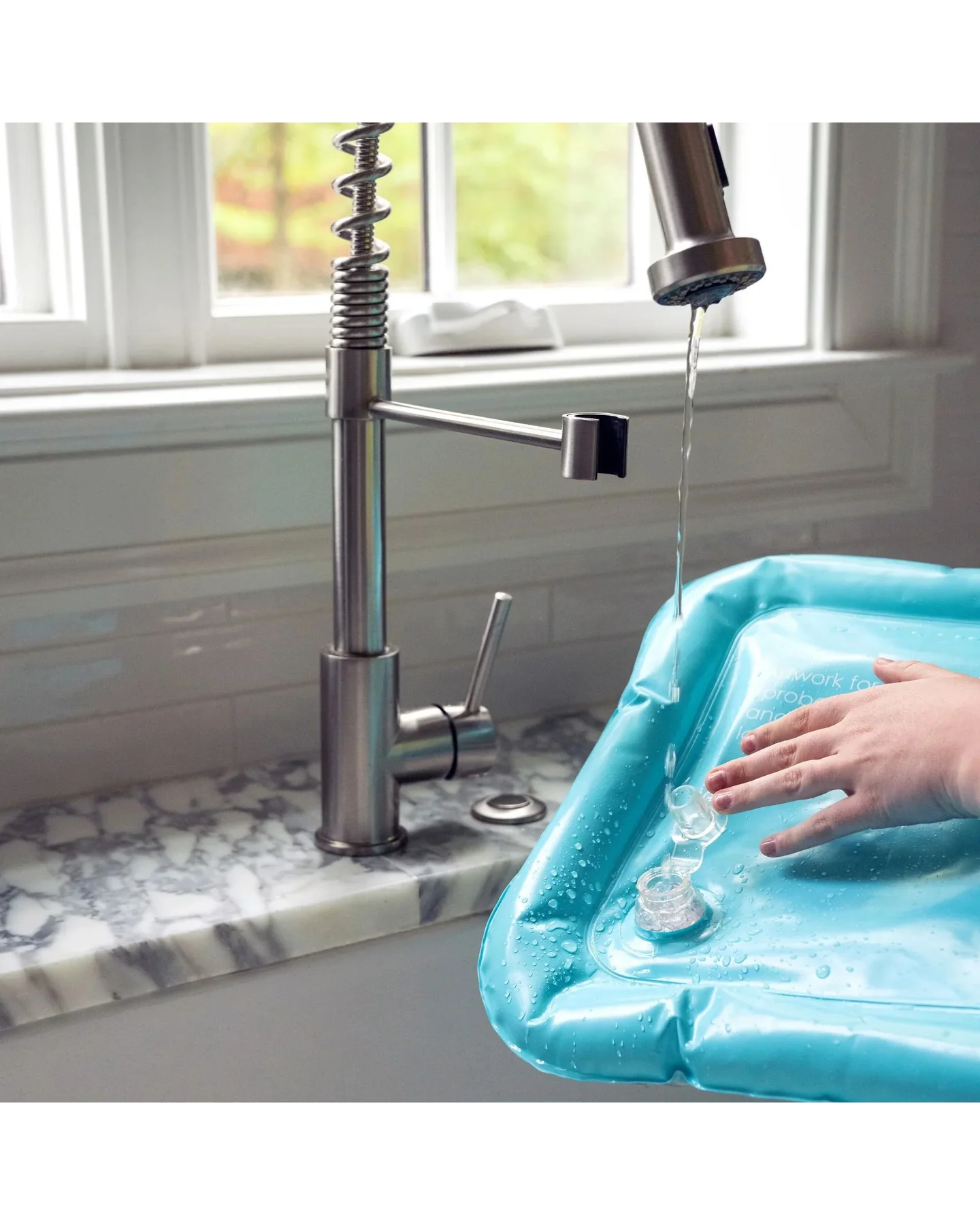 Baby Einstein OE Sensory Splash Water Mat Baby activity toy