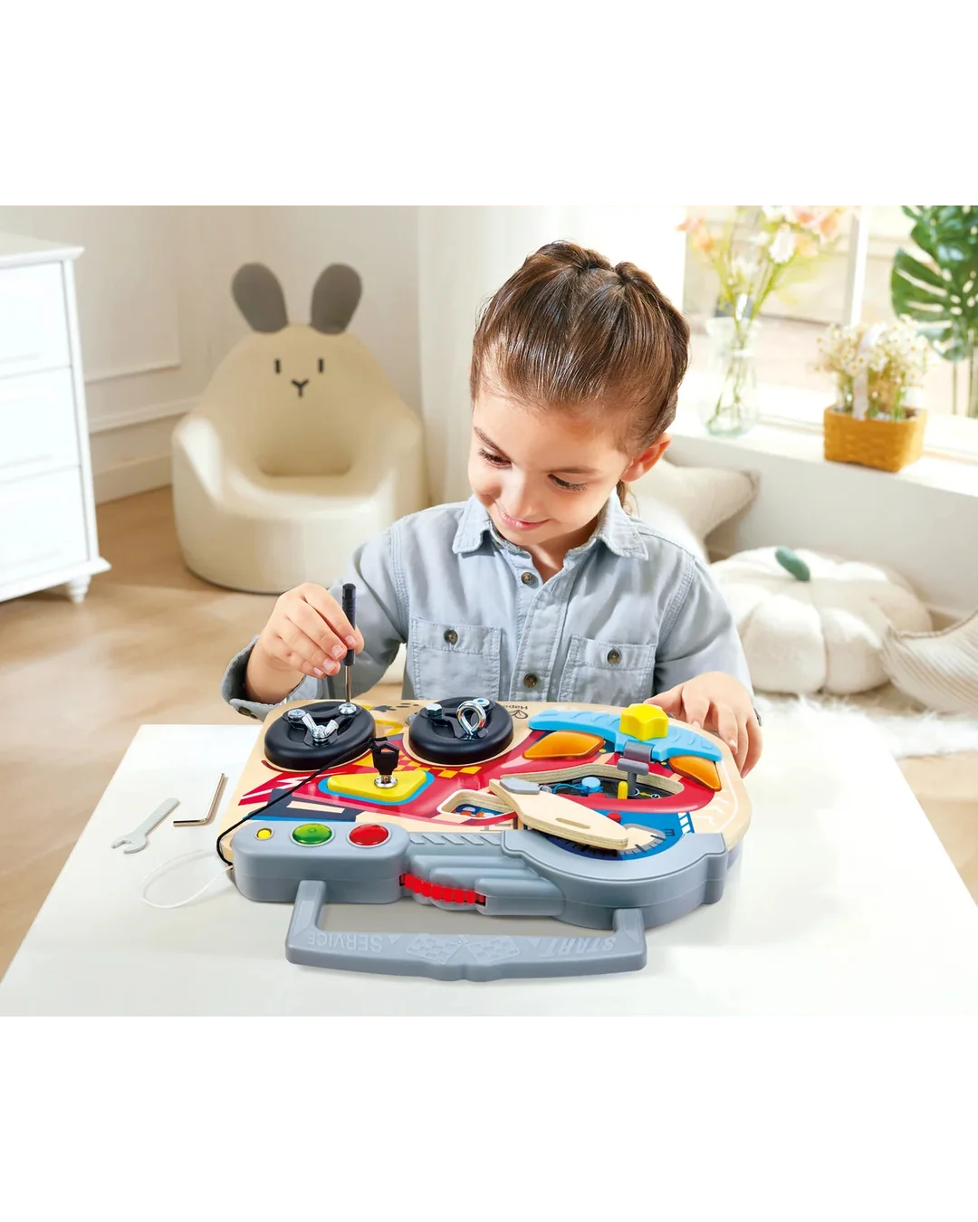 hape-little-racers-busy-board