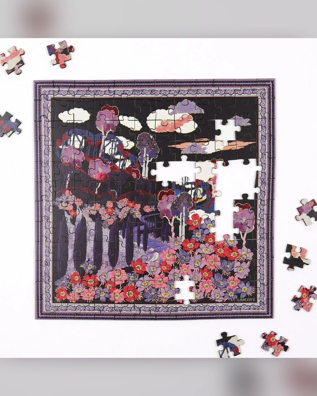 Galison Liberty Bianca 144-Piece Jigsaw Puzzle-5