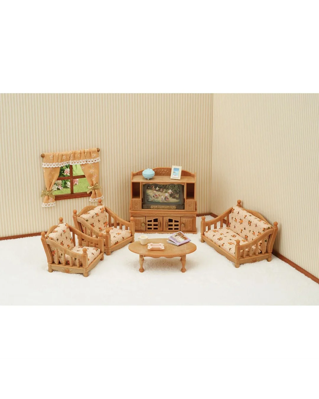 Sylvanian Families Comfy Living Room Accessories Set