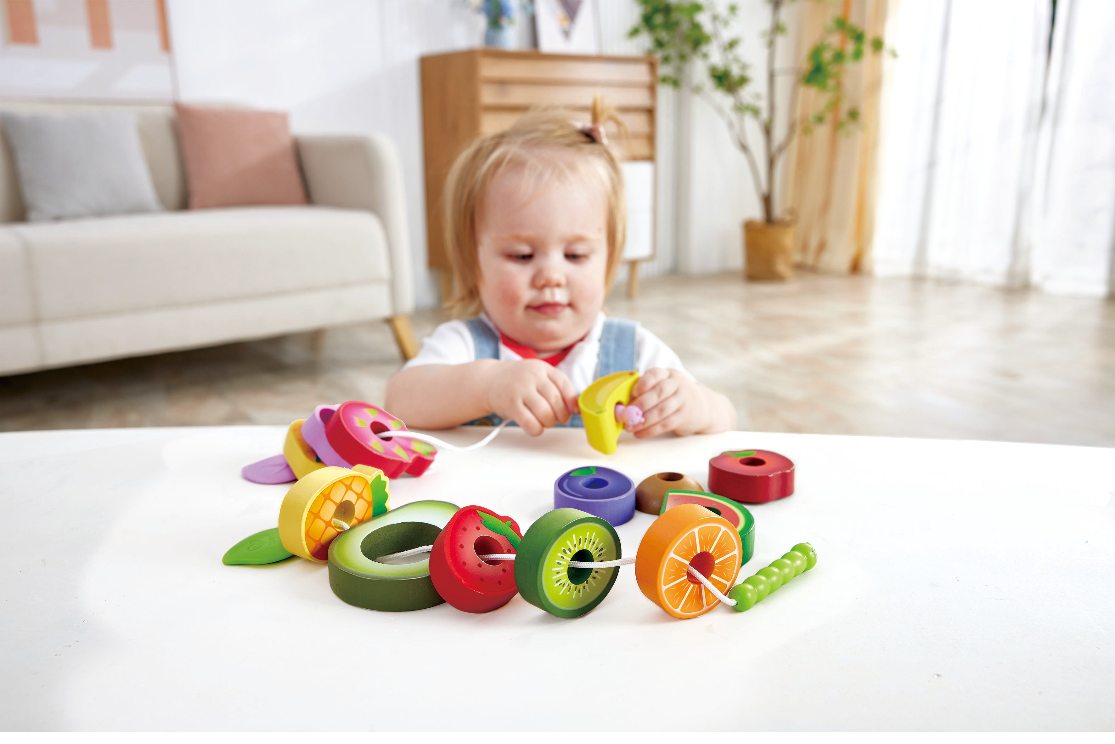 hape-caterpillar-fruit-feast-set
