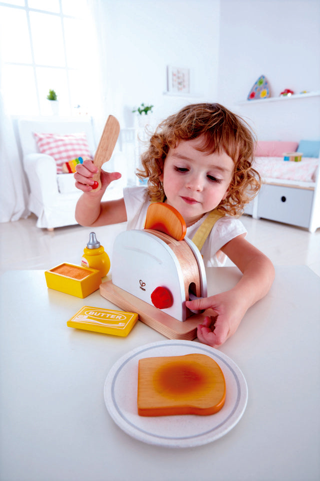 hape-pop-up-toaster-set