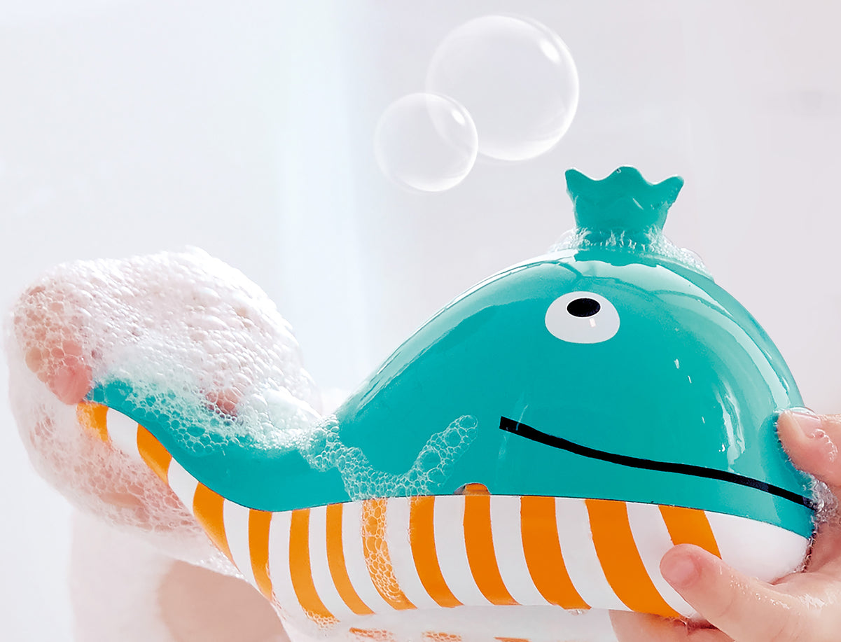 hape-bubble-blowing-whale