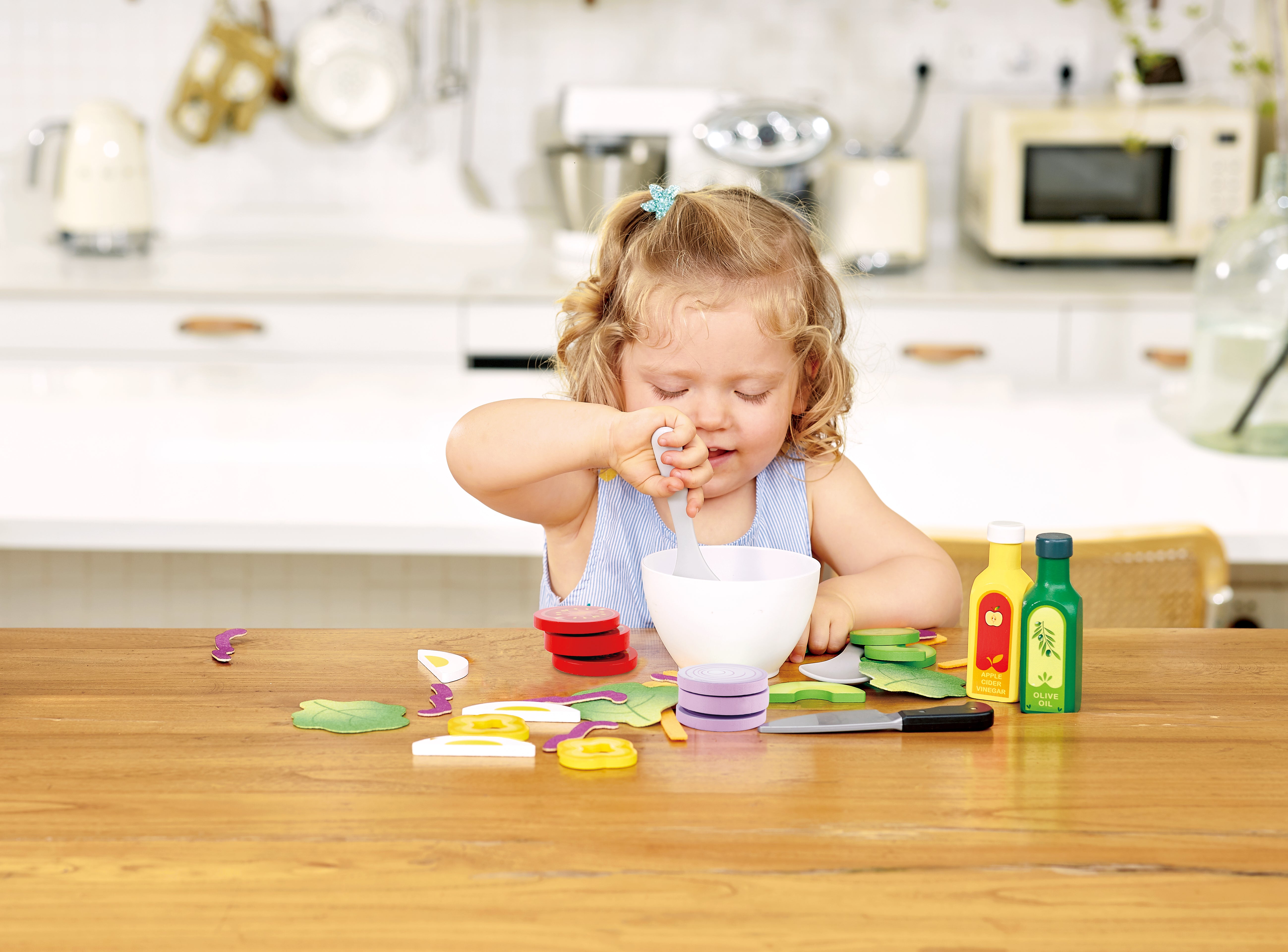 hape-healthy-salad-playset