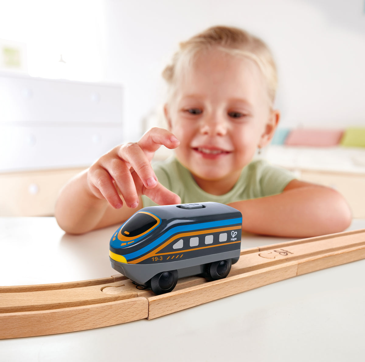 hape-battery-powered-inter-city-loco-black