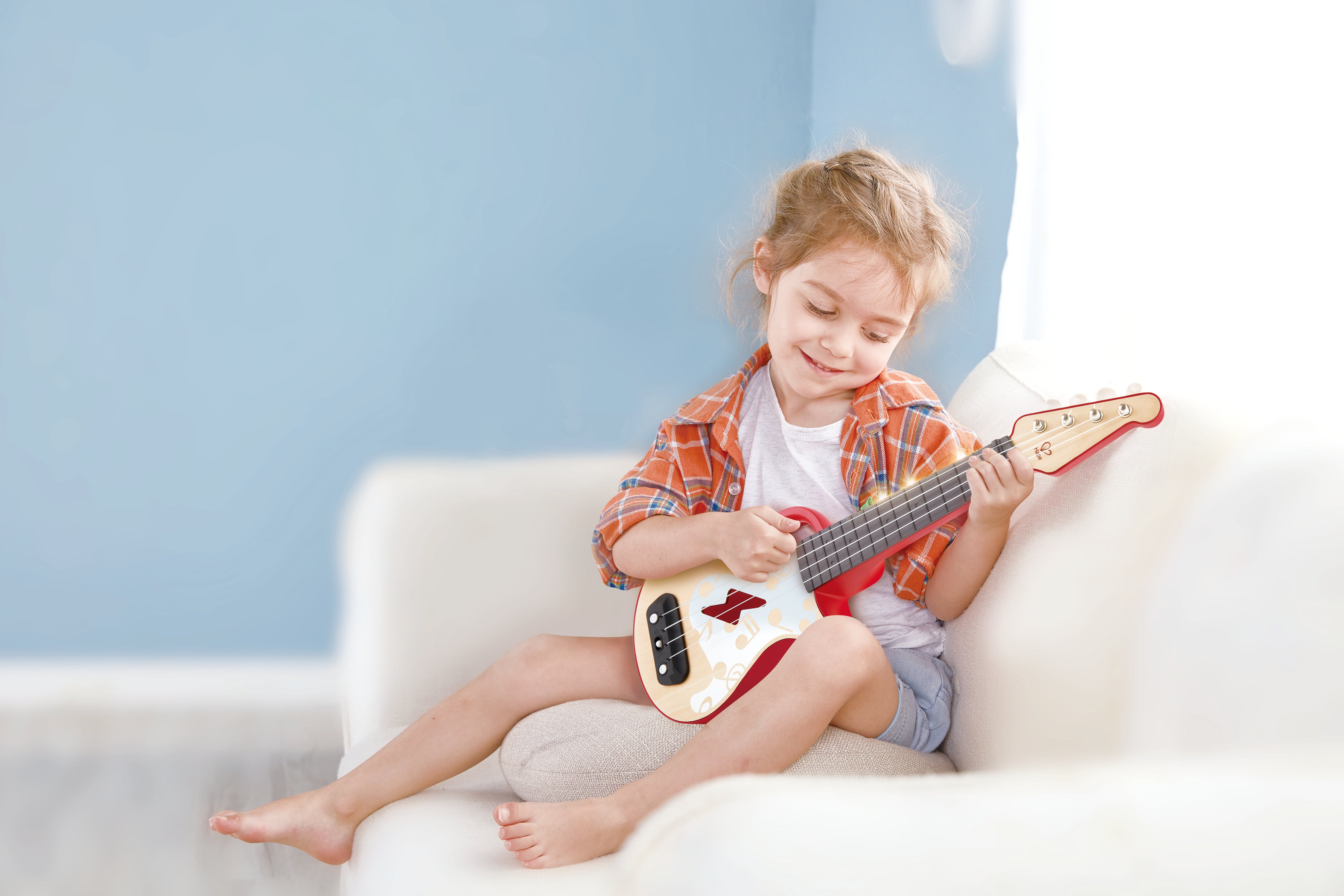 hape-learn-with-lights-ukulele-red