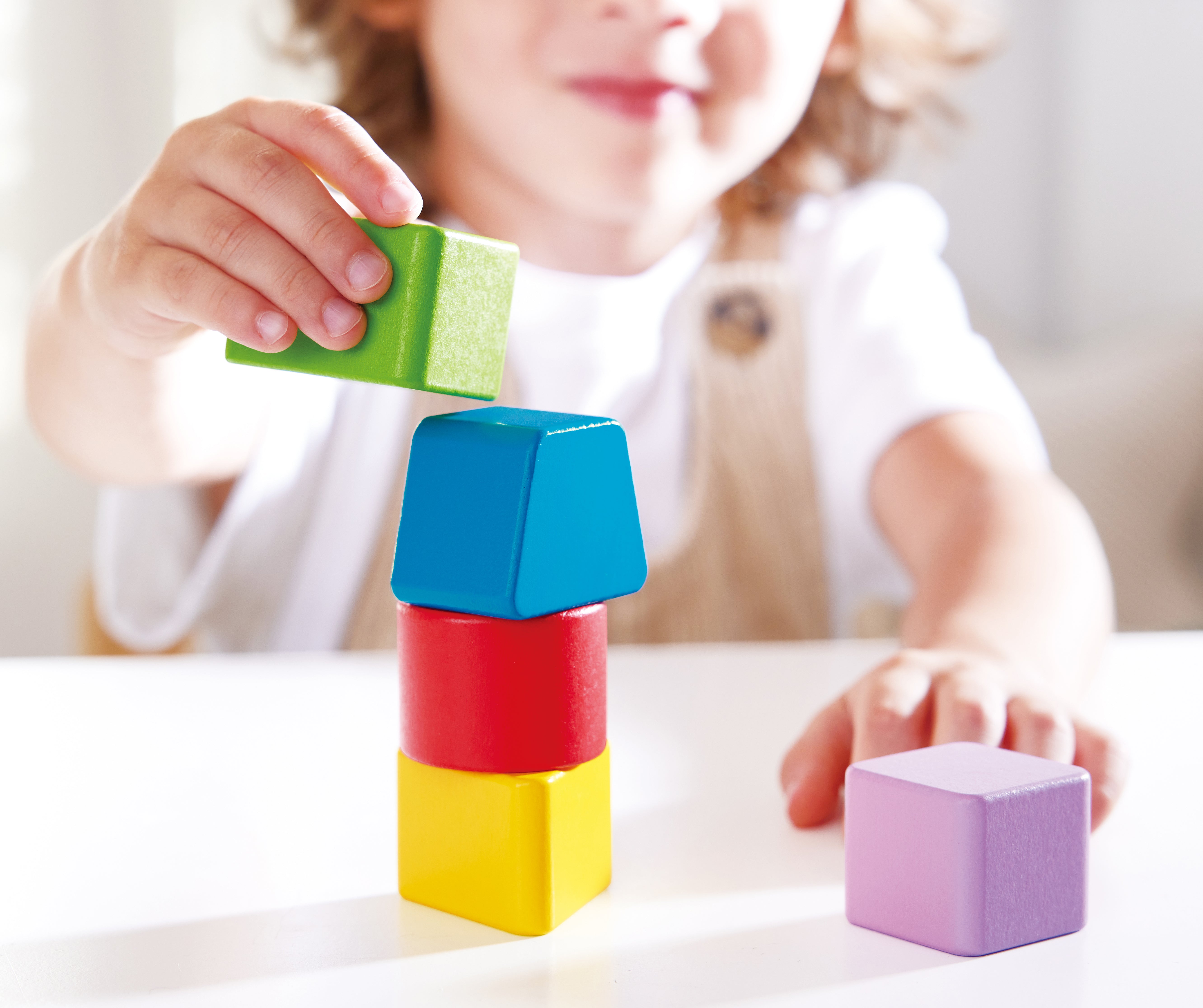 hape-colour-and-shape-shorting-puzzle