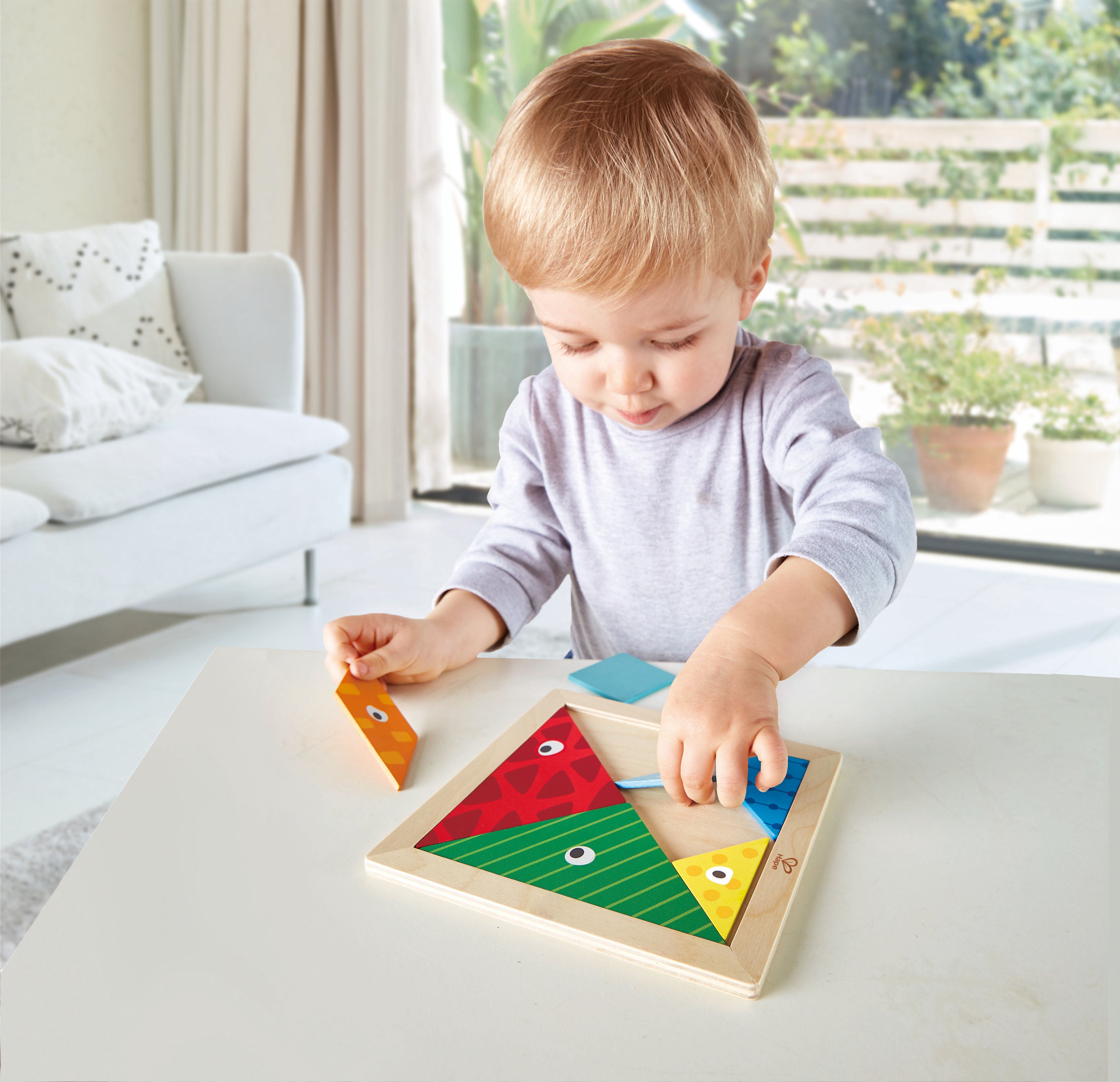 hape-tangram