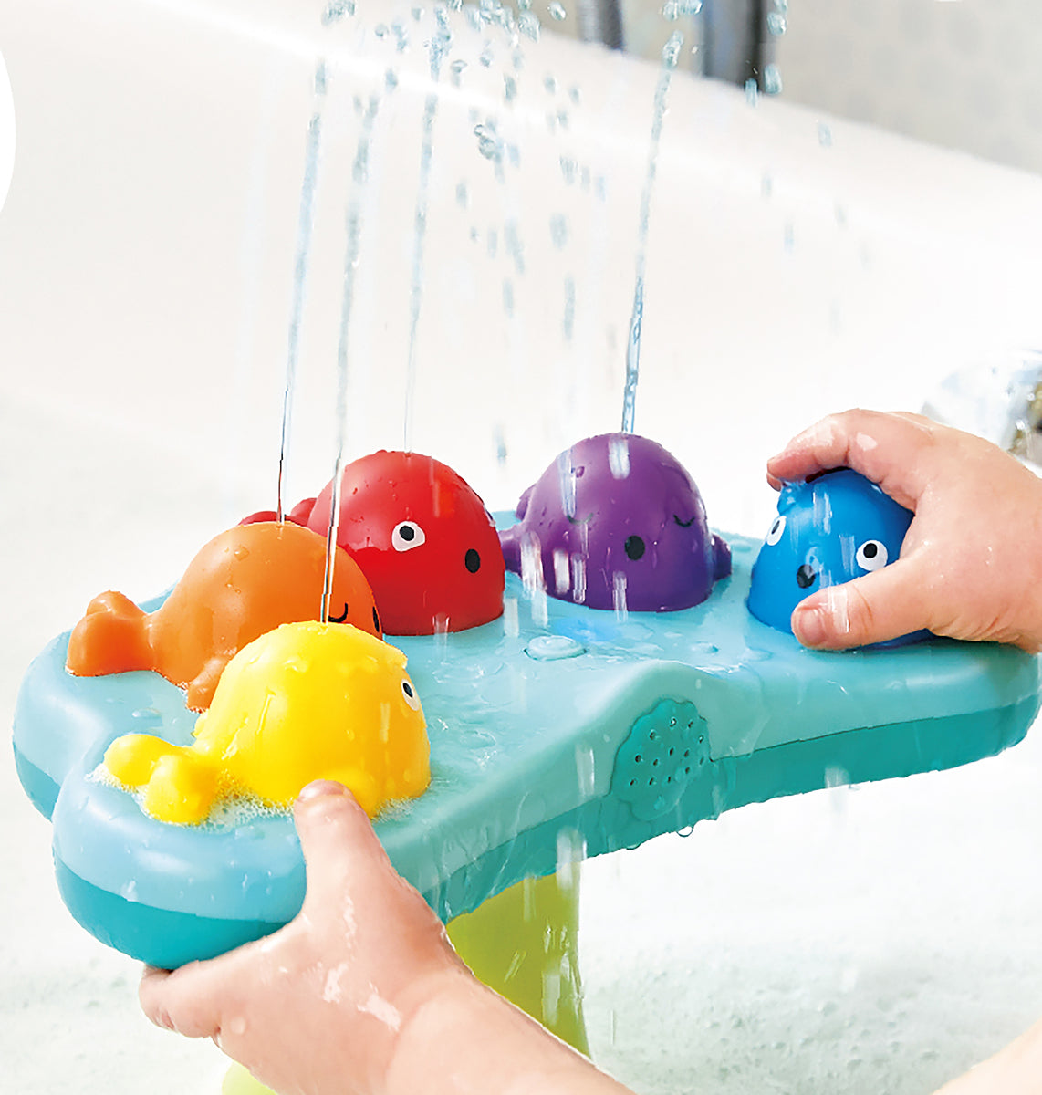 hape-musical-whale-fountain