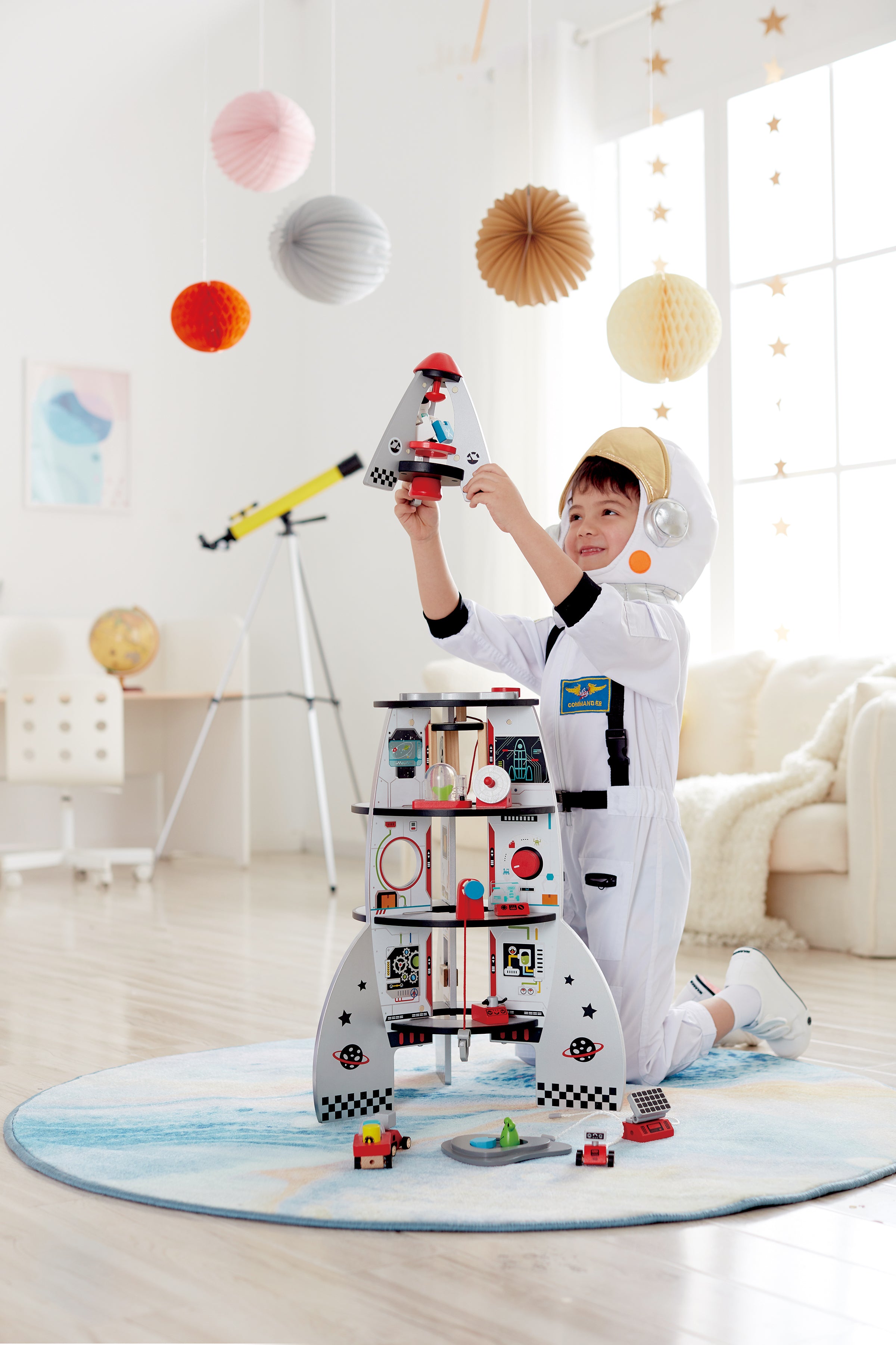 hape-four-stage-rocket-ship