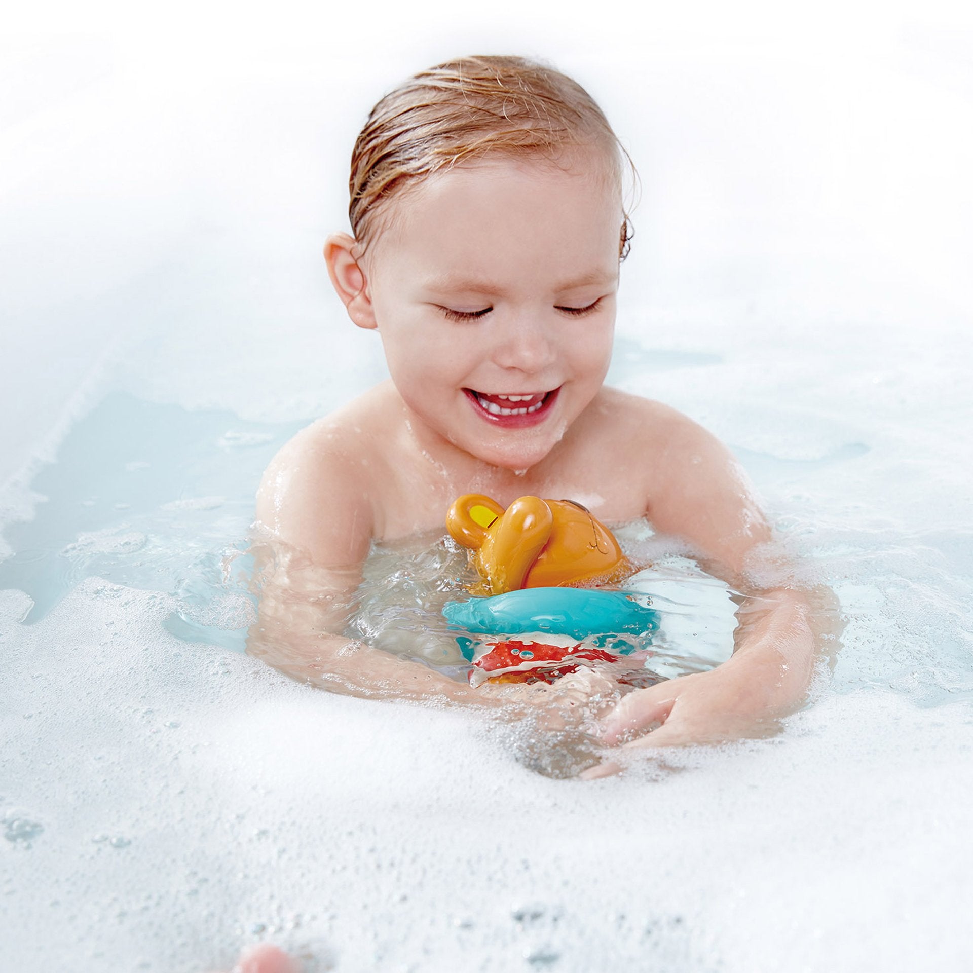 hape-swimmer-teddy-wind-up-toy