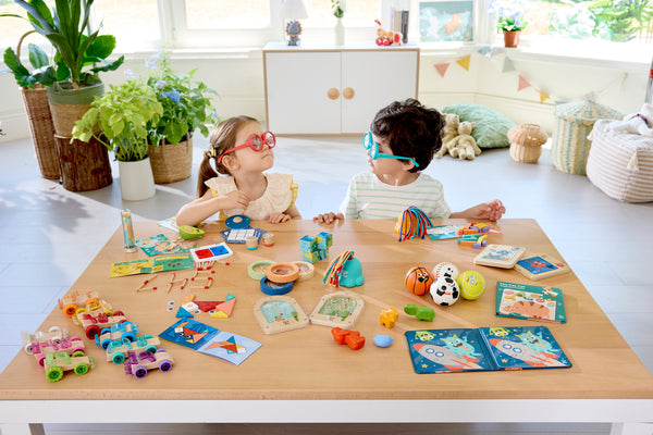 hape-sliding-pocket-puzzle