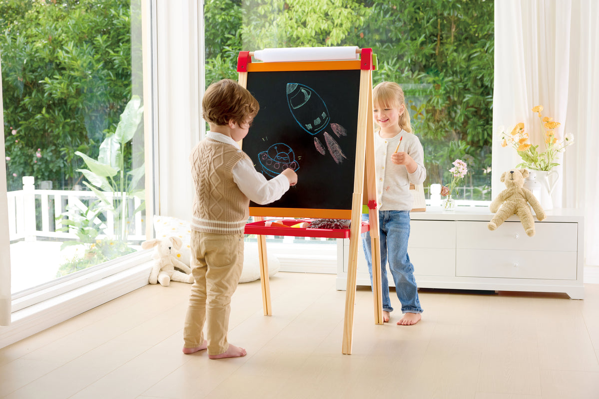hape-little-artists-easel