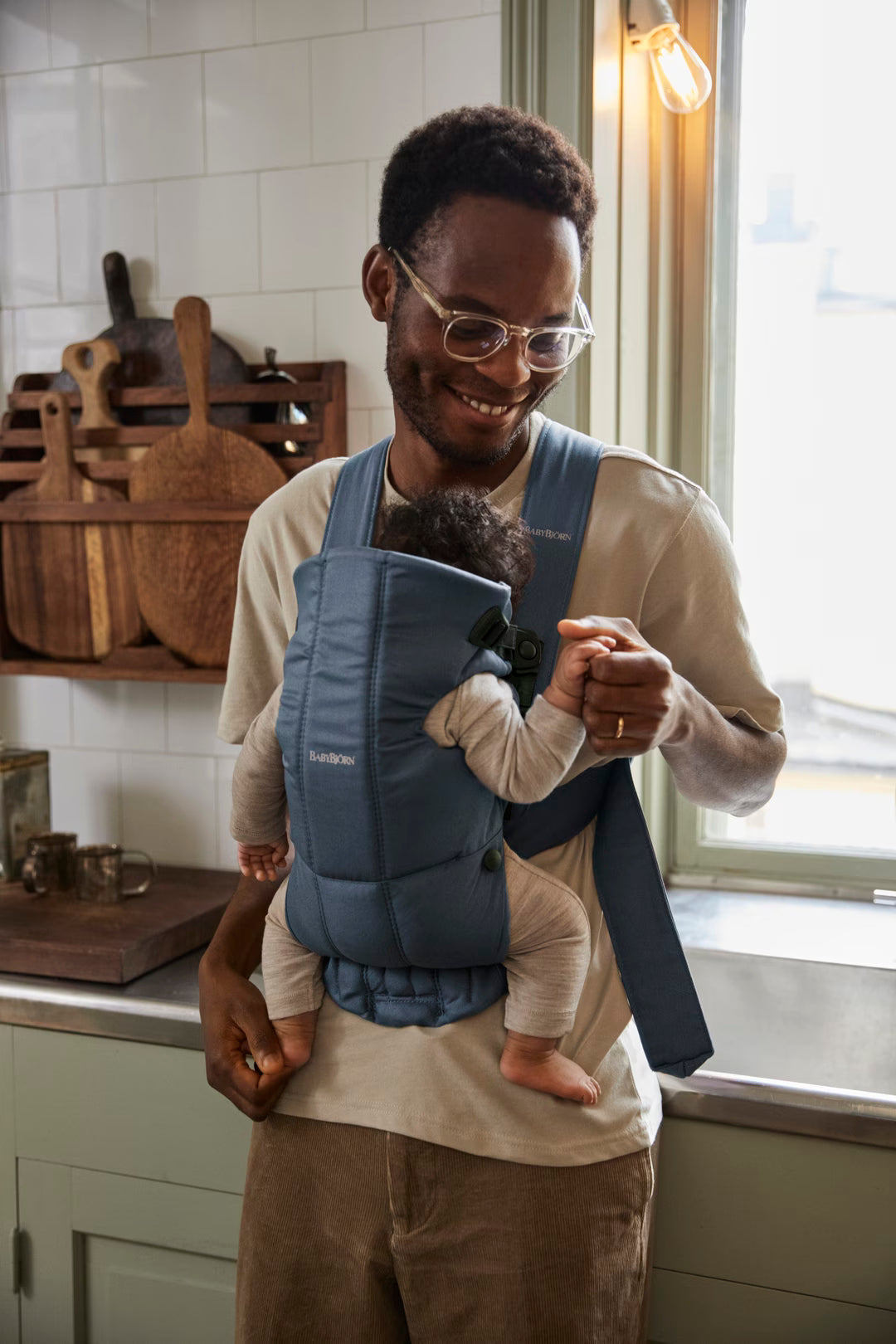 BabyBjorn Baby Carrier Mini Cotton- 0-12 Months Vintage Indigo