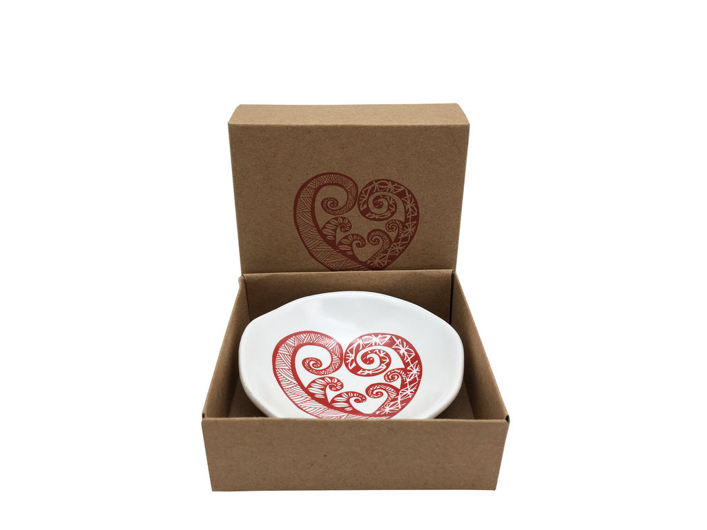 red-aroha-on-white-7cm-bowl