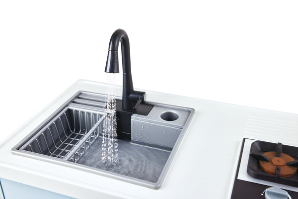 Hape Deluxe Kitchen with Running Water Toy Kitchens