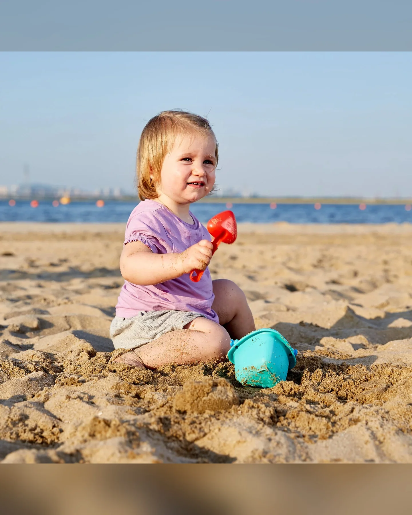 hape-baby-bucket-and-spade