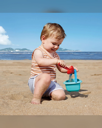 hape-baby-bucket-and-spade