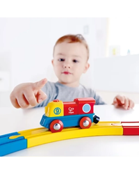 hape-brave-little-engine