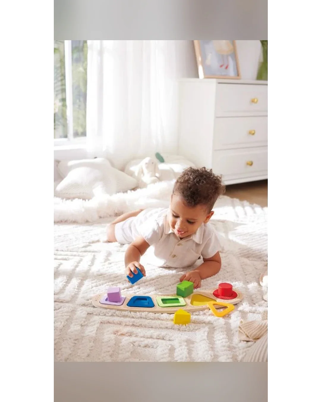 hape-colour-and-shape-shorting-puzzle