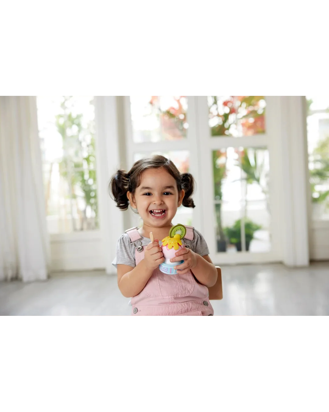 hape-creamy-dreamy-ice-cream-corner