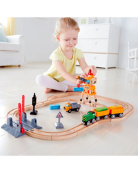 hape-crossing-and-crane-set