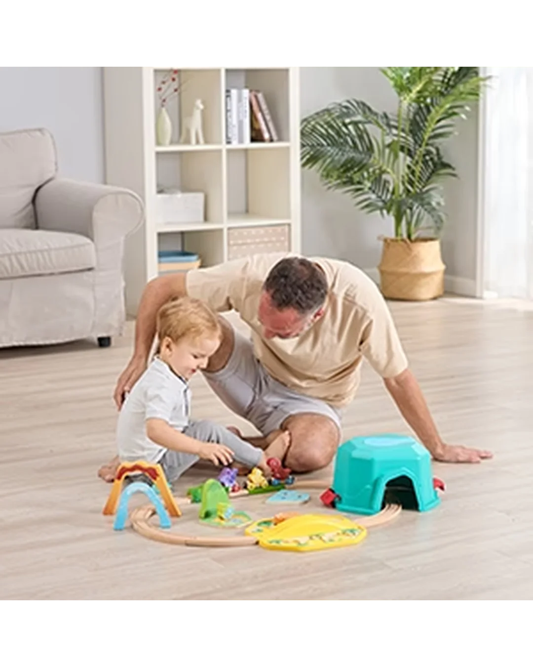 hape-dinosaur-train-bucket-set