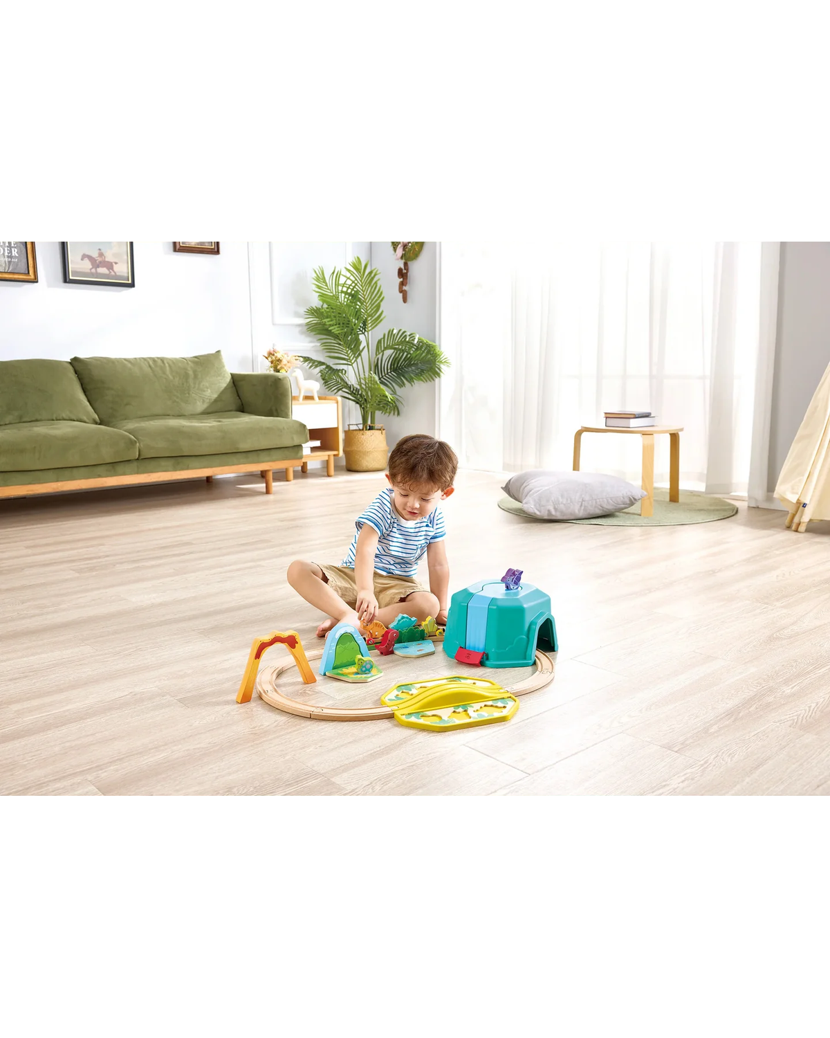 hape-dinosaur-train-bucket-set