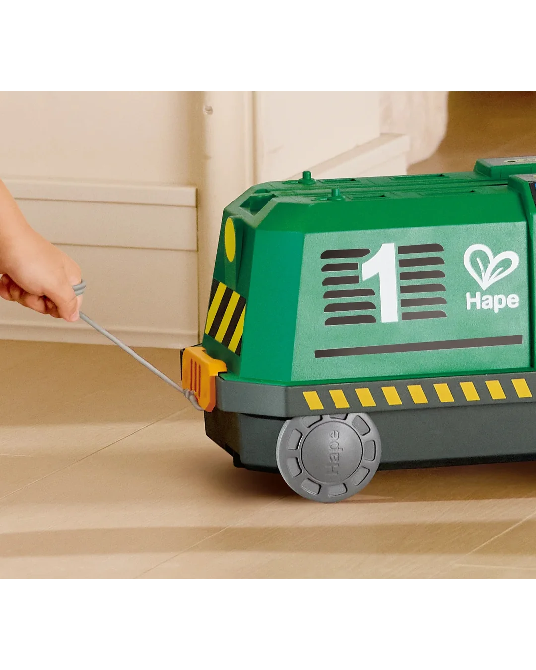 hape-s-shape-wooden-track-pack