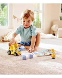 hape-land-the-buzzing-bulldozer