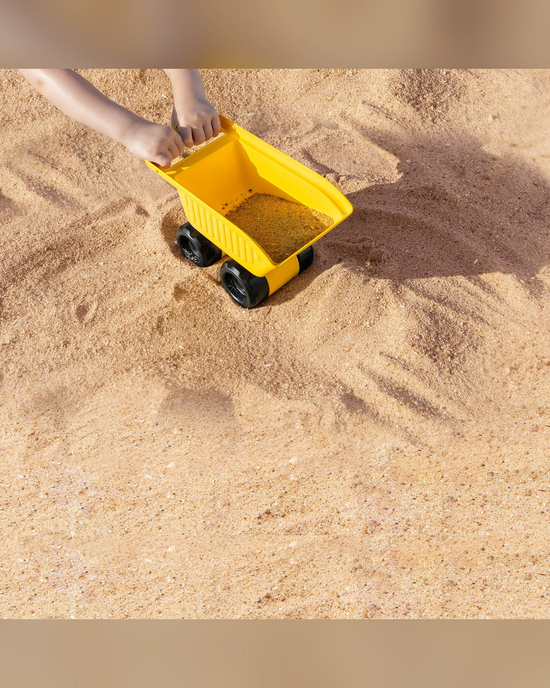 Hape Mighty Dump Truck