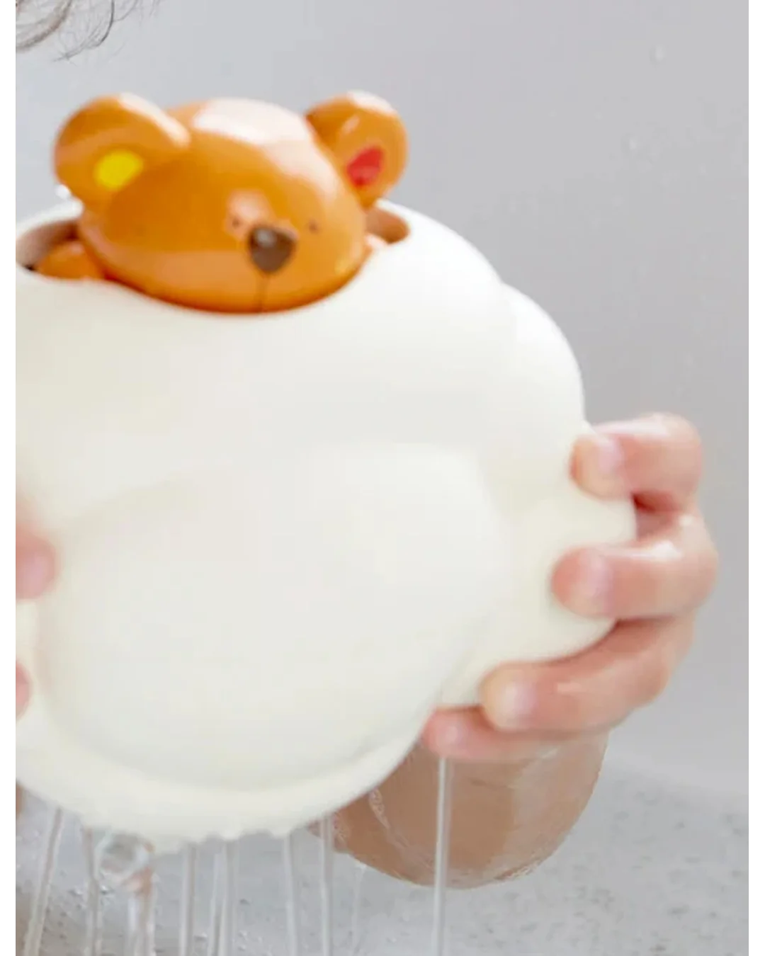 hape-pop-up-teddy-shower-buddy