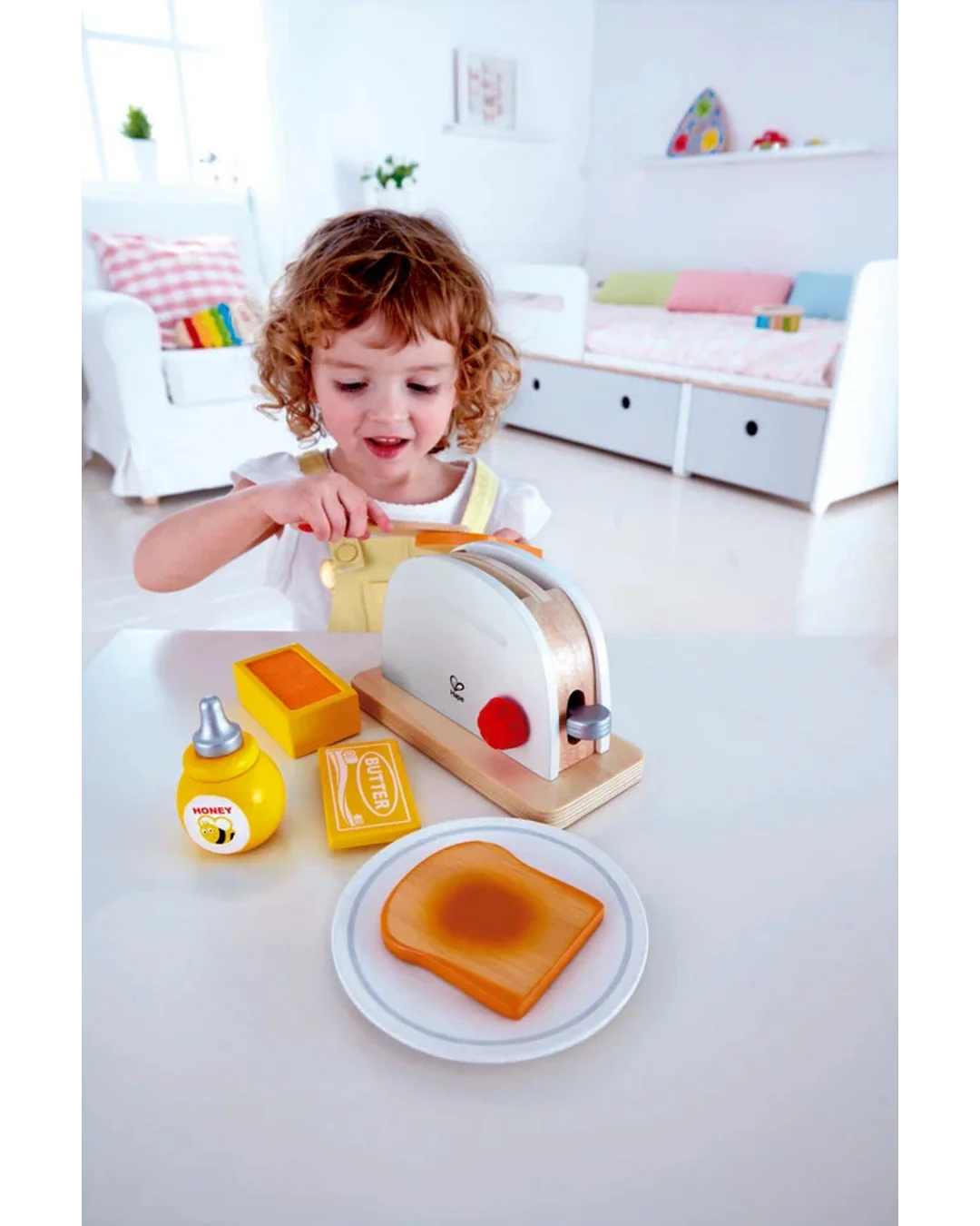 hape-pop-up-toaster-set