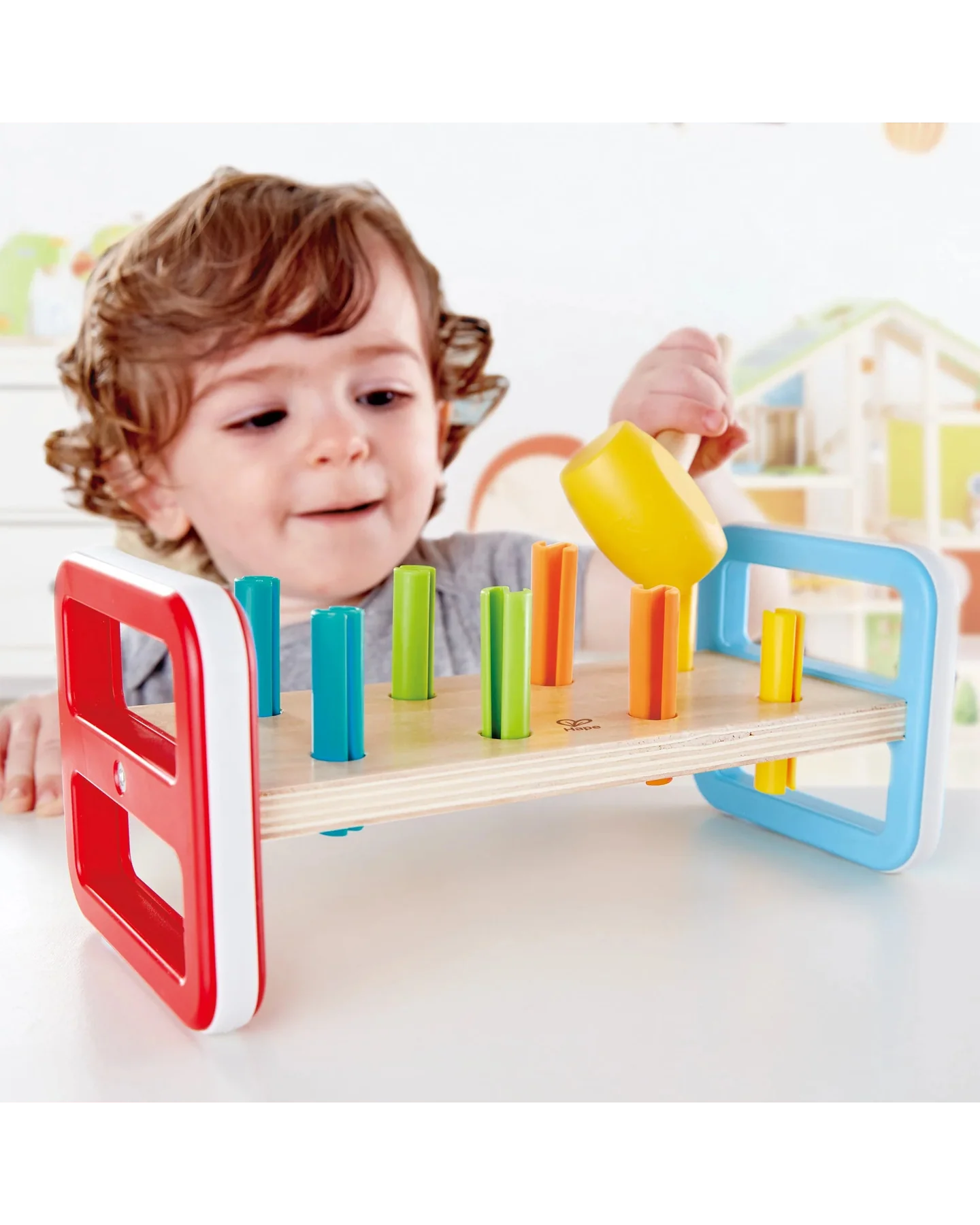 hape-rainbow-pounder