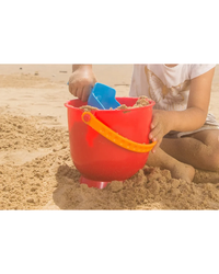 hape-scoop-and-pail