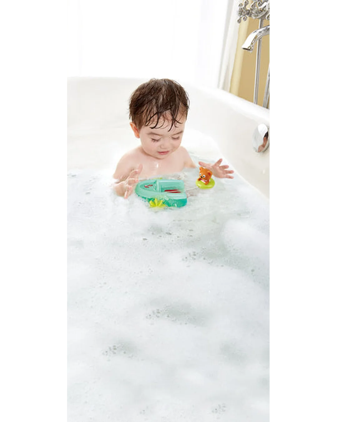 hape-tubing-pull-back-boat