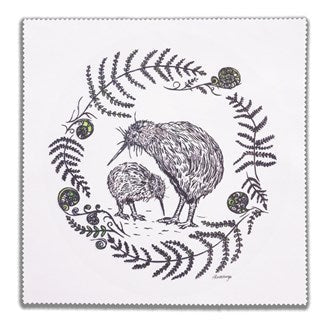 Salisbury Kiwi Lens Cloth with kiwi artwork