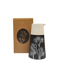 ti-kouka-white-on-black-jug
