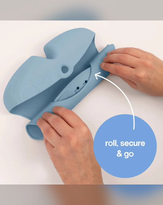 b.box Silicone Bib – Lullaby Blue