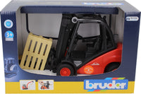 BRUDER Linde H30D Forklift with 2 Pallets 1:16