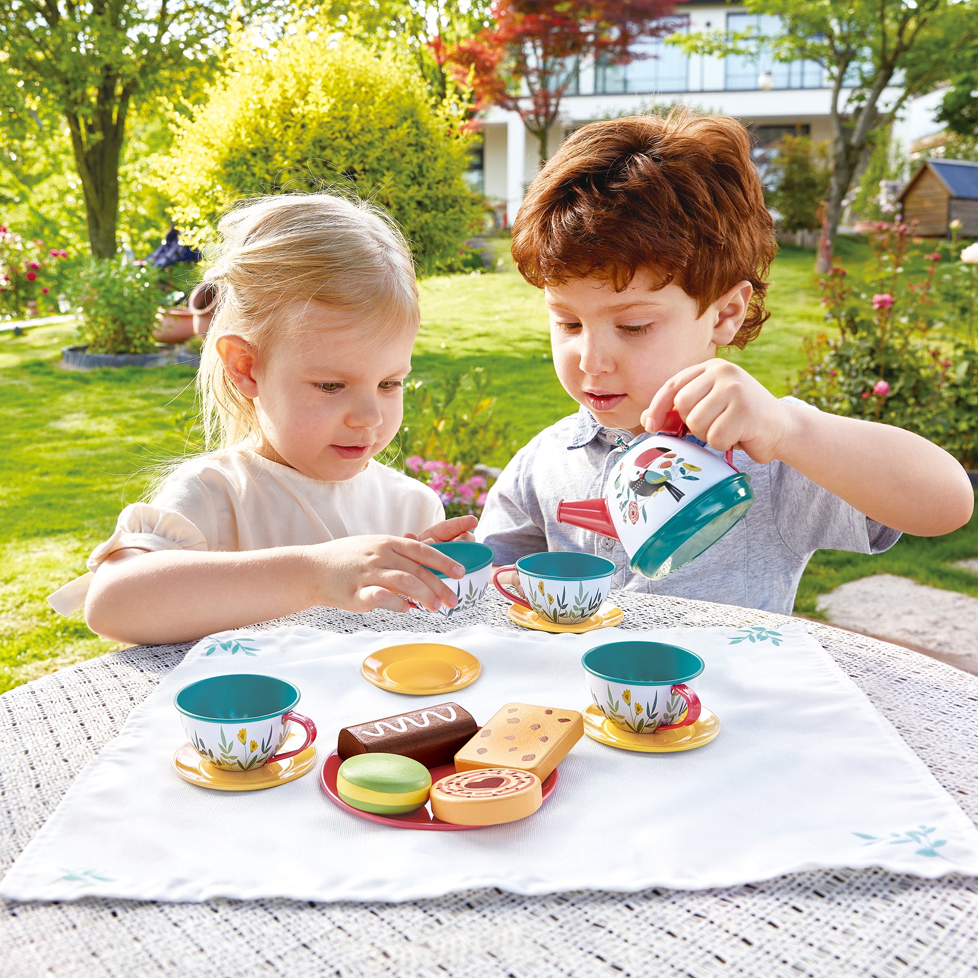 hape-tea-time-playset
