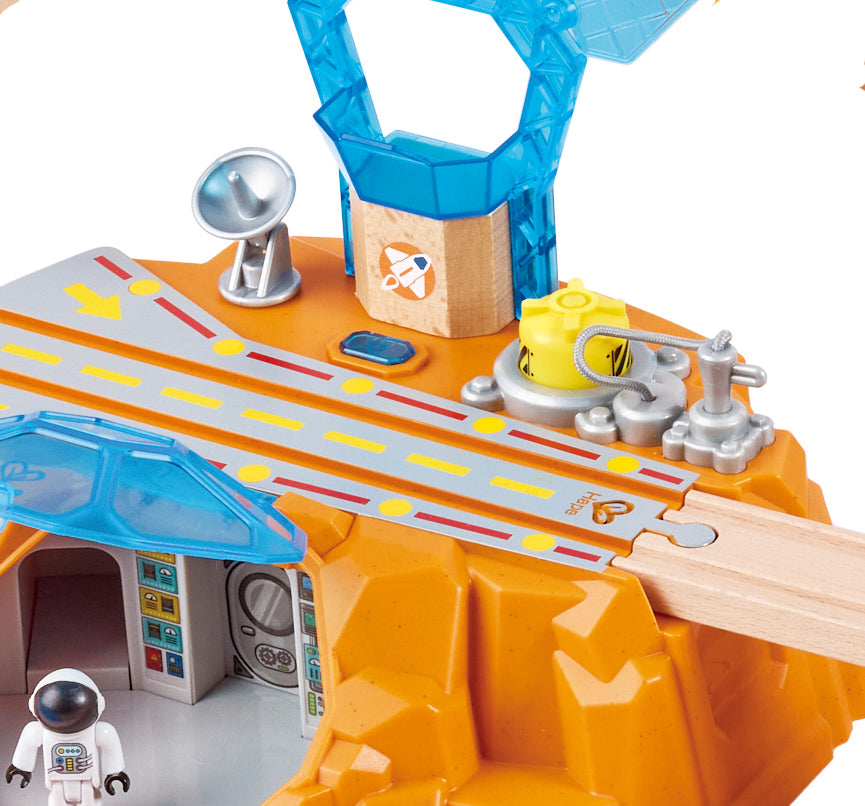 hape-mars-exploration-rail-set