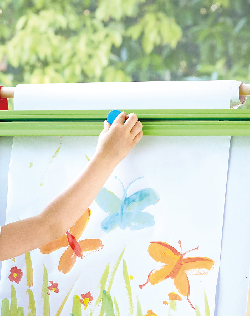 hape-little-artists-easel