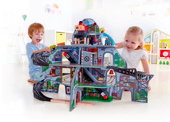 Hape Mighty Mountain Mine
