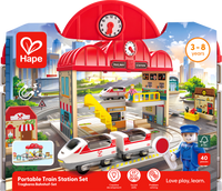 hape-portable-train-station-set