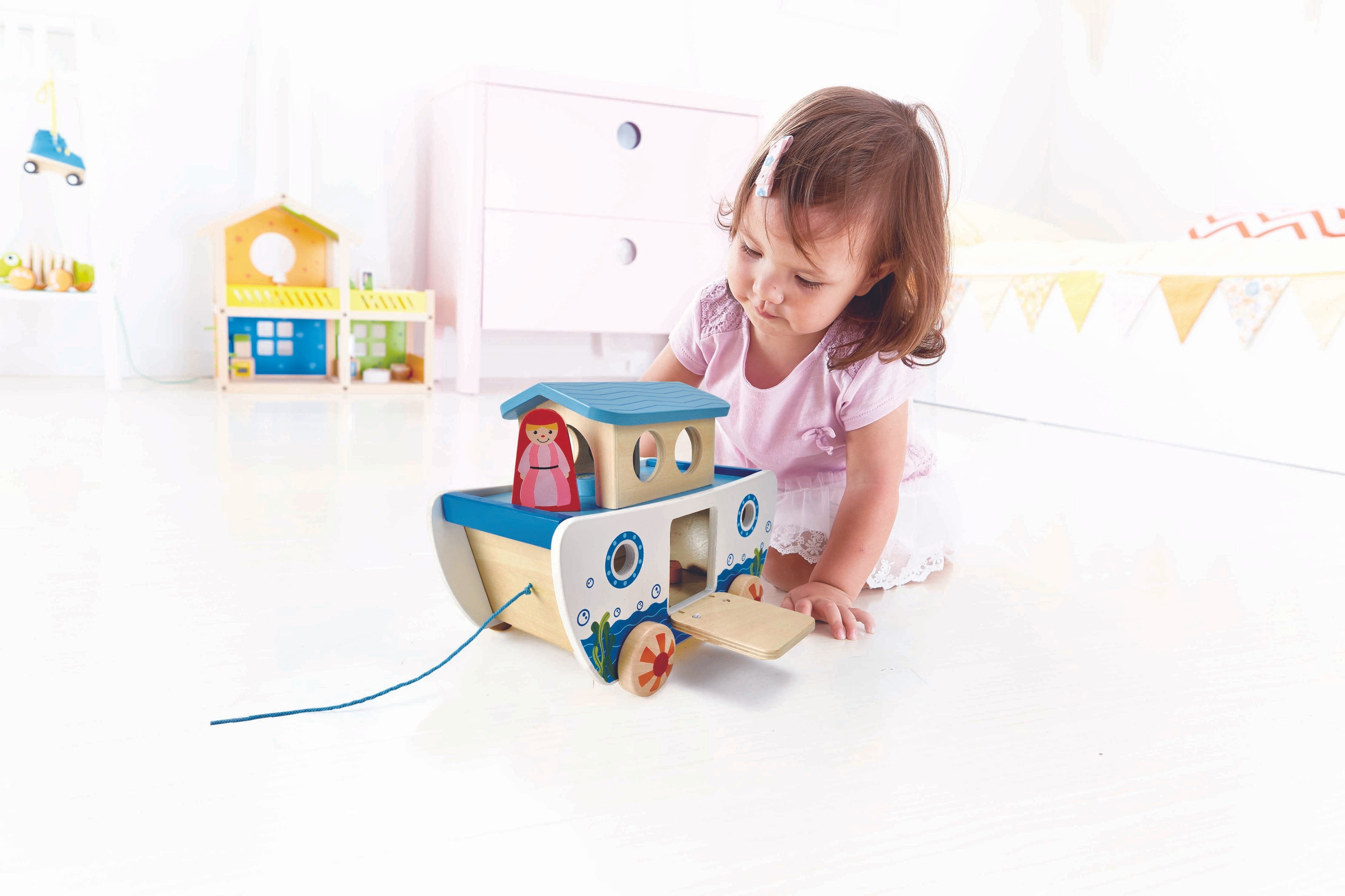 hape-pull-along-noahs-ark