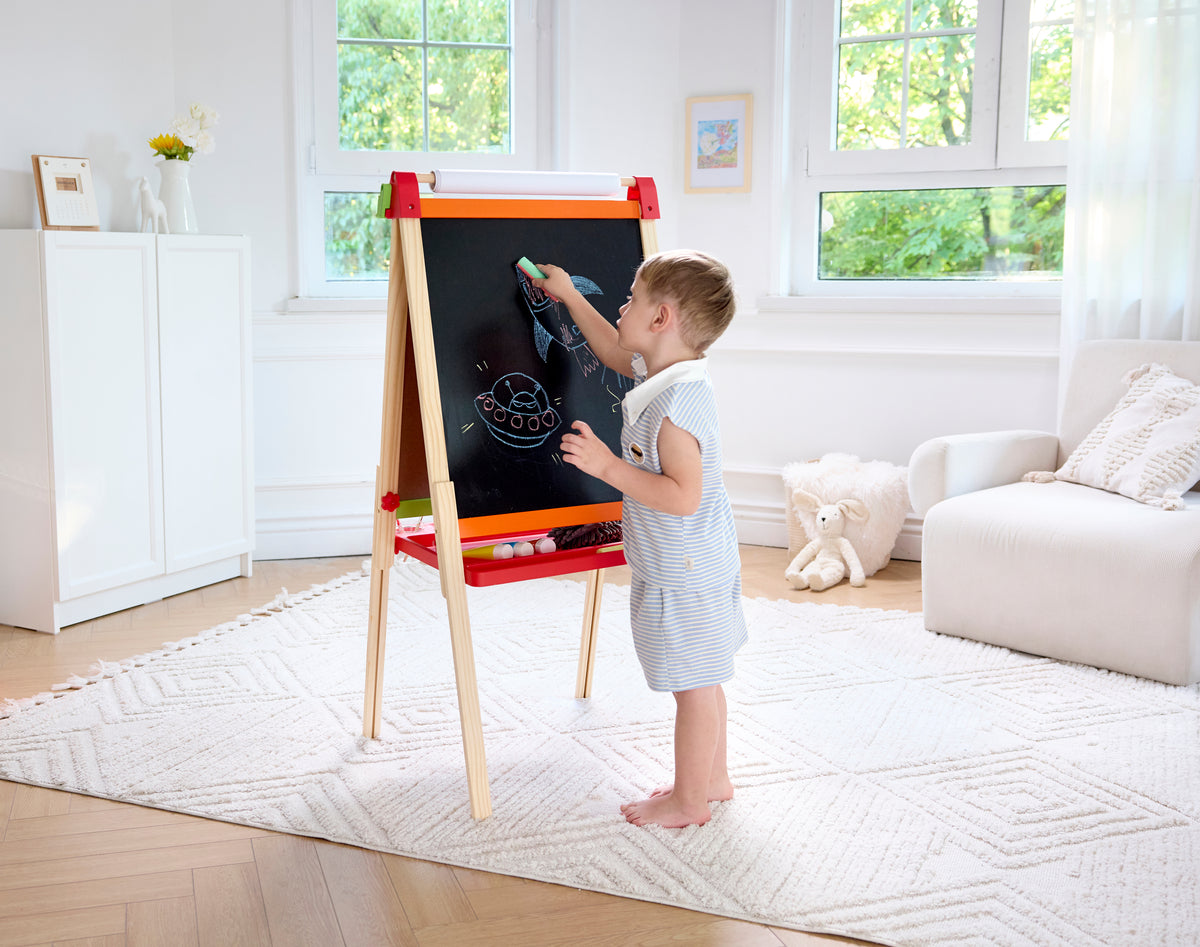 hape-little-artists-easel