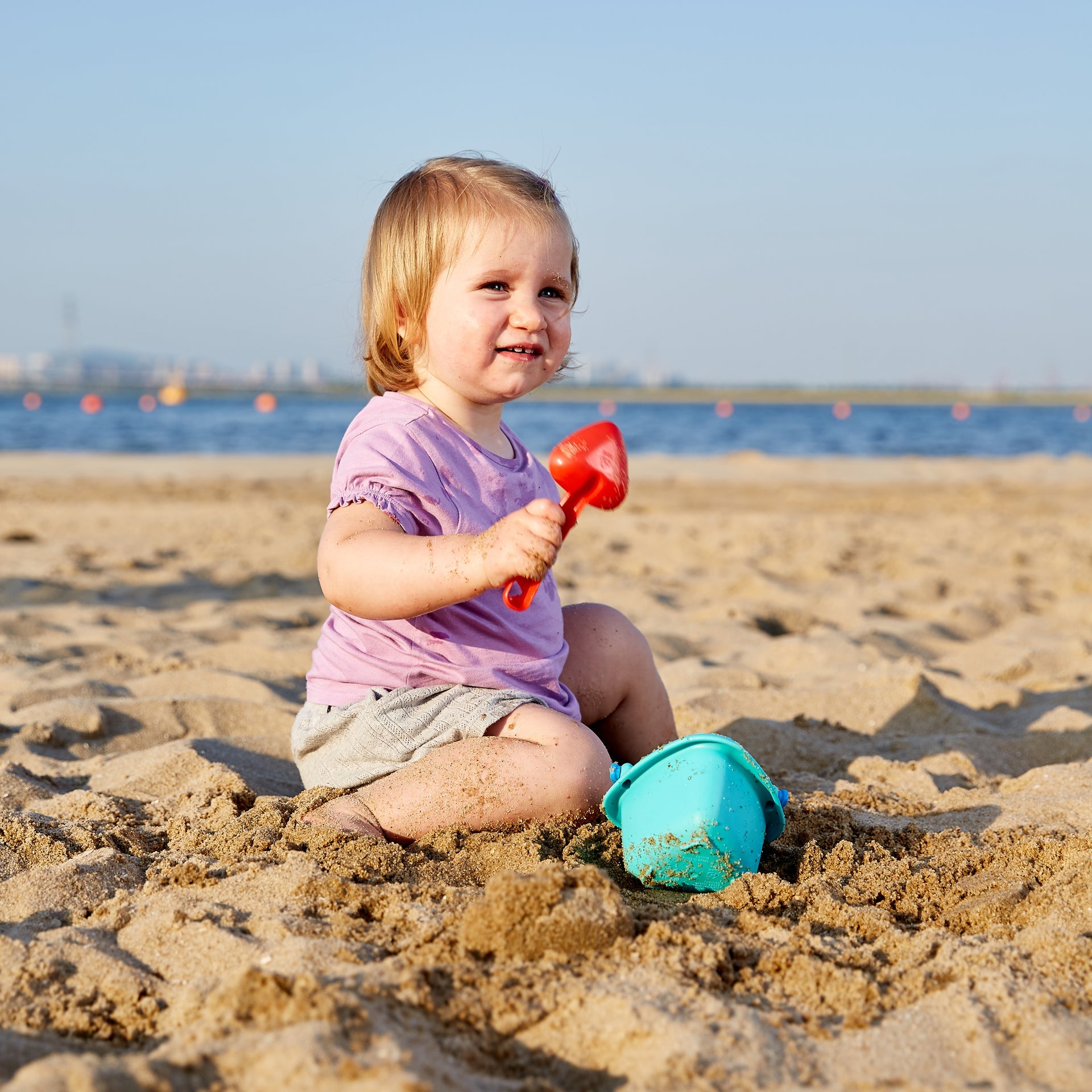 hape-baby-bucket-and-spade