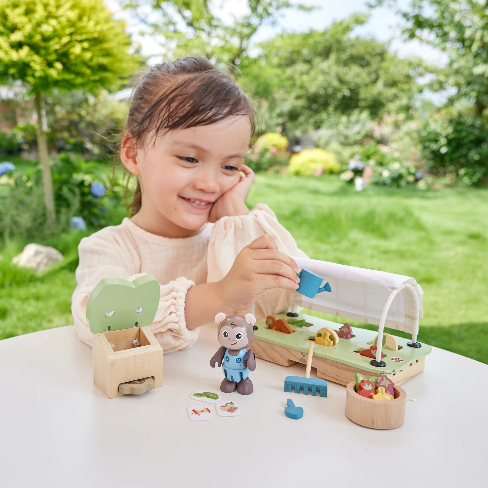 hape-green-planet-greenhouse-set
